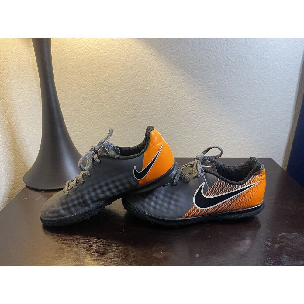 Size 6 - Nike Air‎ Zoom Vomero 13 TB Cool Grey - AQ3181-080